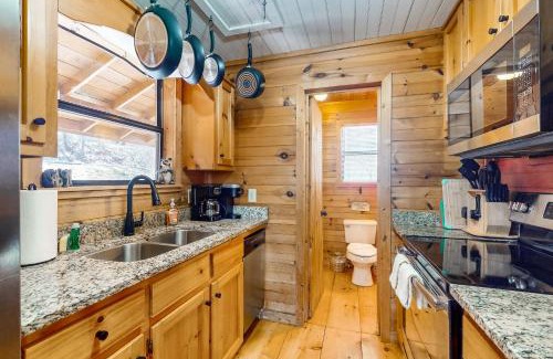 Blairsville House | Lazy Bear Creek Lodge