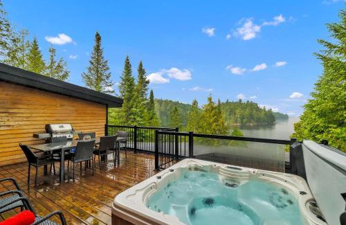 La Minerve Ski Chalet | Lazy Bear Lake House