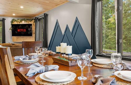 Blakeslee House | Lazy Bear Retreat Outdoor Oasis Hot Tub etc