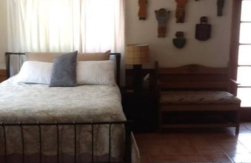 Sierra Vista Bed & Breakfast | Lazy Dog Ranch