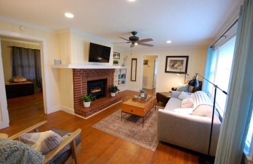 Hayesville House | Lazy Hiker, Take Two