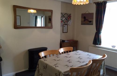 Moffat House | Lazydays Cottage