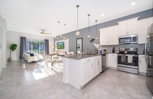 Four Corners Apartment | LC8871 Champions Gate Condo 2Bedrooms 2Bathrooms Free Waterpark