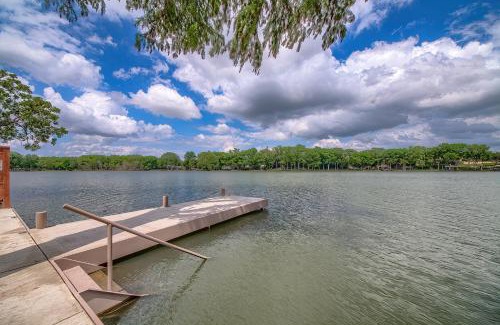 New Braunfels House | LD 247 Waters Edge at Lake Dunlap