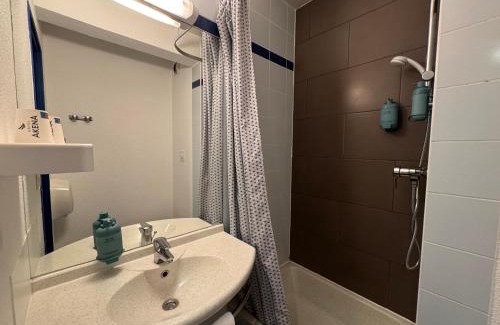 Sainte-Luce-sur-Loire Hotel | Le 2 by Hotel Akena - Nantes Beaujoire, Porte de Sainte Luce