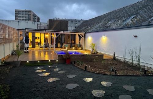 Saumur House | Le 627