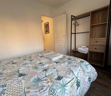 Chalons-en-Champagne Apartment | Le 77! Apartment type 2