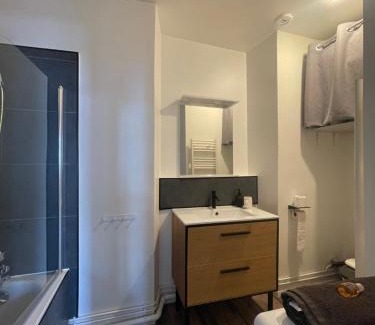 Melun Apartment | Le Balinais - Centre-ville