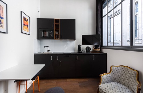Capucins - Victoire Apartment | Le Baudelaire - Studio en centre ville
