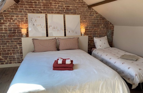 Beaurepaire House | Le Beau Repaire sleeps 14