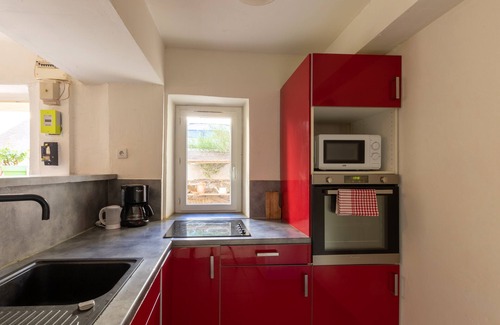 Cuges-les-Pins Apartment | Le Beaumier - One Bedroom Apartment, Sleeps 4