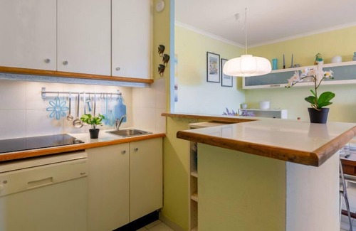 Le Dramont Apartment | Le Belvédère (V2 009) by Interhome