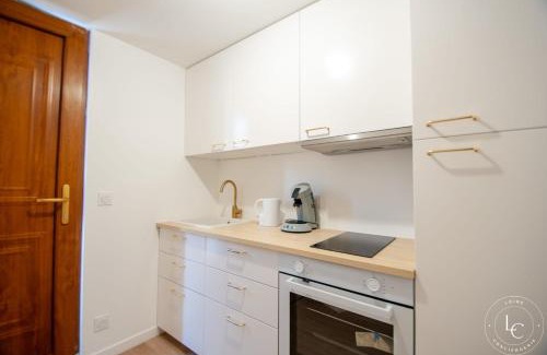 Courbouzon Apartment | Le Blois Apartment Modern comfort near the Loire castles