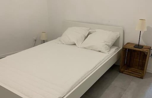 Centre Ville Apartment | Le Bourbonnais