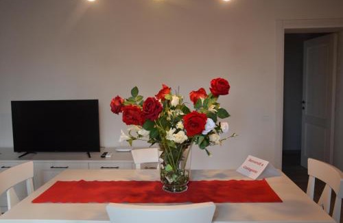 Castagneto Carducci Apartment | Le Bozze "Casa Olivo"con piscina, WI-FI