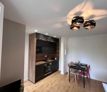 Secteur 5 Apartment | Le Camus