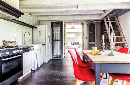 Landrais House | "Le Caribou * " Country gîte for 4 people in the Charente countryside