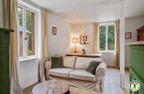 Saint-Jean-du-Cardonnay House | Le Cellier du Château - SAINT JEAN DU CARDONNAY