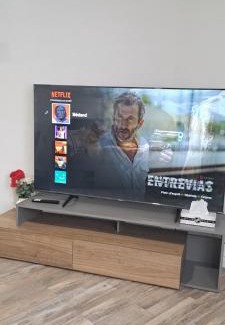 Hull Apartment | Le Cent Onze