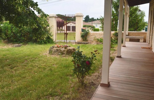 Yvrac House | Le Chai des Grezeaux