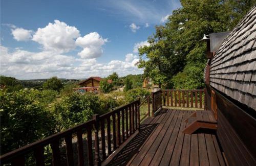 Berviller-en-Moselle House | Le Chalet du Chemin et sa Roulotte