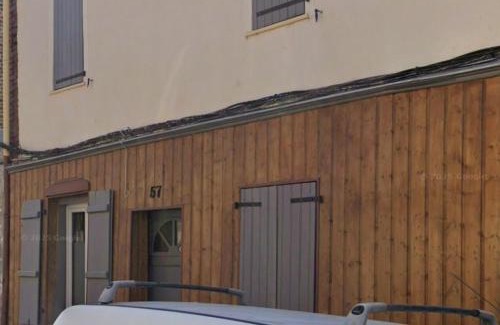 Saint-Maurice Apartment | Le chalet romantique, SPA, Écran cinéma, Lit king size, day use, 10 min centre