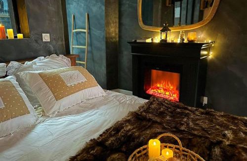 Saint-Maurice Apartment | Le chalet romantique, SPA, Écran cinéma, Lit king size, day use, 10 min centre
