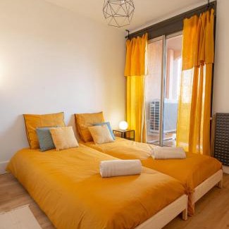 Albi Apartment | Le Champollion - Clim - Gare - Garage - Balcon
