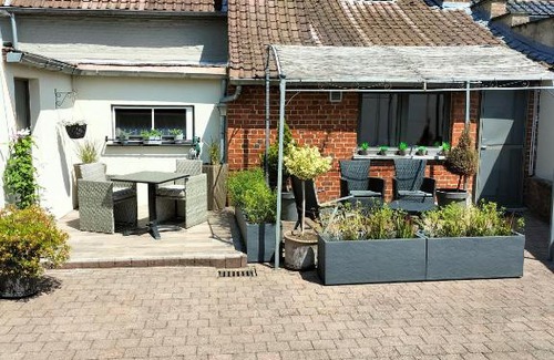 Tournai House | Le Charm'en Gîte