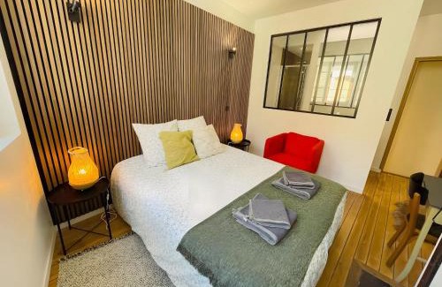 Barbatre House | Le Charmant bailla