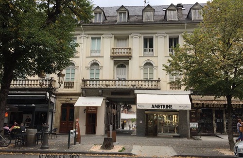 Bagneres-de-Luchon Apartment | Le Charme de L'ancien ! A 5 Minutes des Thermes et du Téléporté