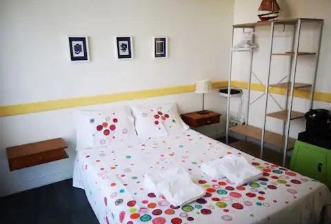 Beauvoir-sur-Mer House | Le chat bleu suite parentale chez l habitant cuisine partagée