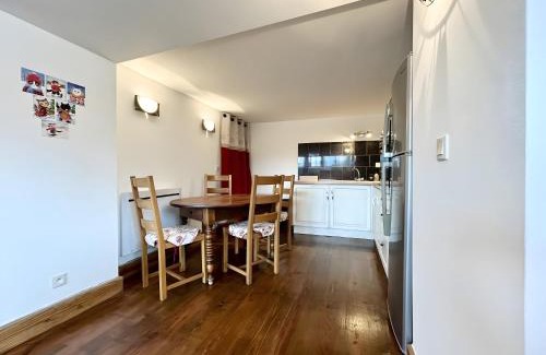 Saint-Pierre-d'Albigny Apartment | Le Chat De Lamartine - Clim Parking