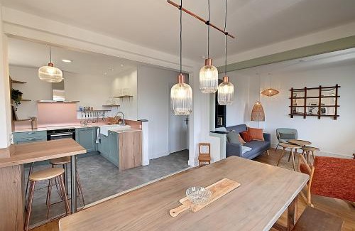 Le Tholy House | Le Chemin des Cerisiers - Maison vue montagne
