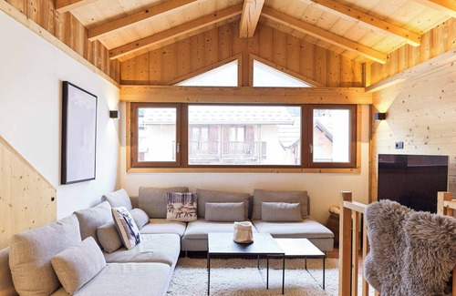 Montgenevre Apartment | Le Chenaillet, duplex at the foot of the slopes and spa