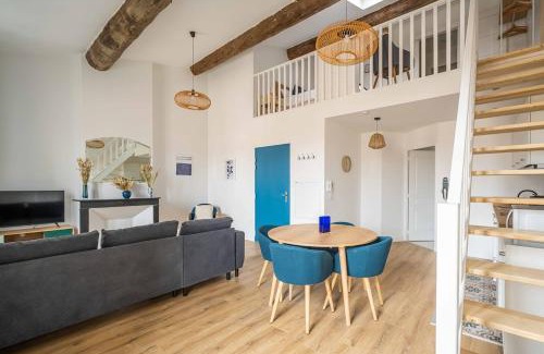 Les Halles - Valliere Apartment | Le Chenal - Appartement Duplex proche des halles
