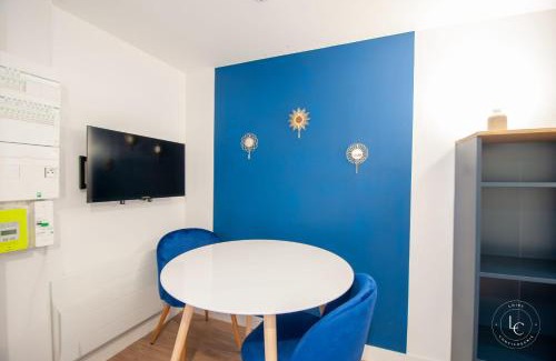 Courbouzon Apartment | Le Cheverny Apartment Cozy stay near the Loire castles