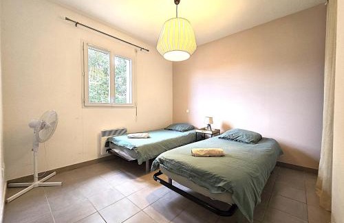 Montauban House | Le Clos Andrée - Charmante maison 8 personnes - 5 lits - Climatisation réversible RDC - Parking 3 véhicules - Garage - Zone Nord Montauban - Terrasse et jardin