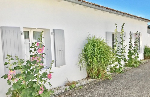 La Flotte House | Le Clos des Flots, The Fleet - House "L'Océan" - 2 bedrooms, private patio