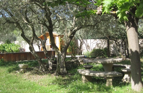 Ventabren Villa | le clos des oliviers, quiet, sunny villa, swimming pool, boules court