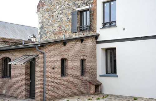Saint-Valery-sur-Somme Apartment | Le Clos de St Val 7 - Élégance Historique Dans un Espace Spacieux