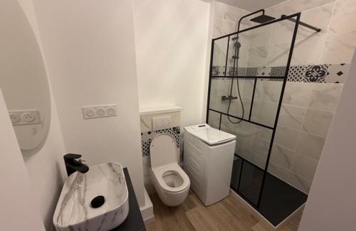 Chatou Apartment | Le cocon des cœurs love room