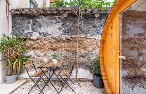 Villette - Maisons Neuves Apartment | Le Cocon Traboule & SPA