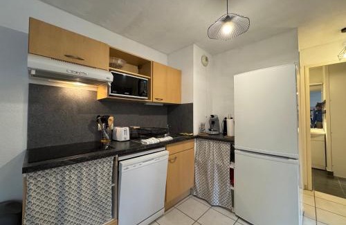 Vichy Apartment | Le Cocoon des Réservoirs - Parking & Terrace