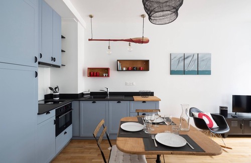 Intra Muros Apartment | Le Code 0 - One Bedroom Apartment, Sleeps 4