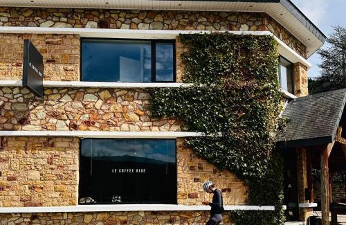 Coo Hotel | Le Coffee Ride Cycling Cafe