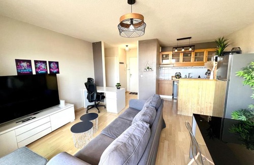 Aytre Apartment | Le Corsaire - Appartement spacieux avec terrasse