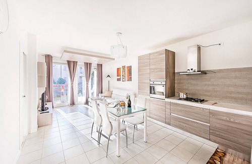 Lonato del Garda Apartment | Le Corti Caterina B2 Apartment by Wonderful Italy
