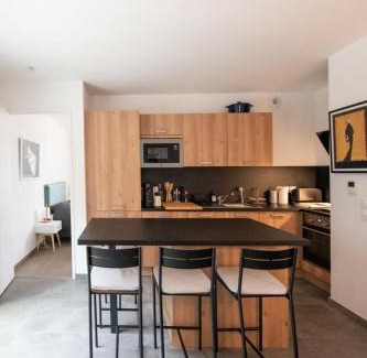 Villette Gare Apartment | Le Cosmo - Premium apartment w/terrace- Part Dieu
