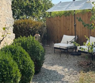 Bouhet House | Le Cottage des Compagnons - Superbe gîte atypique